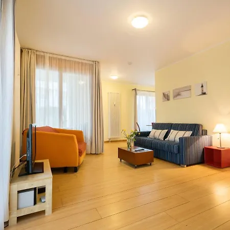 Kaiservillen - Mit 1 Schlafzimmer Und Terrasse D102 Apartment *